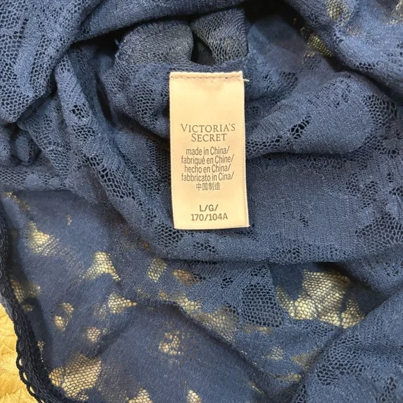 Victoria’s Secret Navy Lace Slip Lingerie Chemise Size Large - Picture 6 of 10
